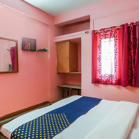 Spot On 67211 Hotel Gokul Daman Εξωτερικό φωτογραφία
