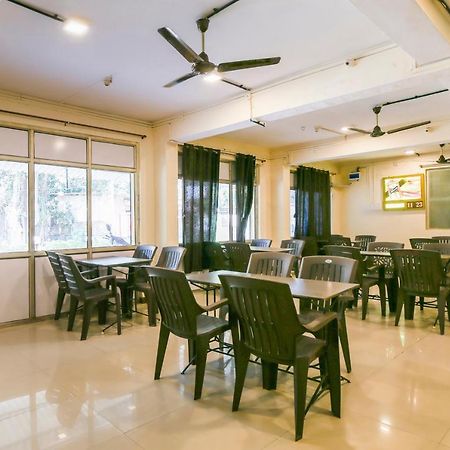 Spot On 67211 Hotel Gokul Daman Εξωτερικό φωτογραφία