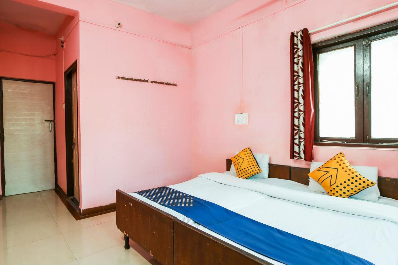 Spot On 67211 Hotel Gokul Daman Εξωτερικό φωτογραφία