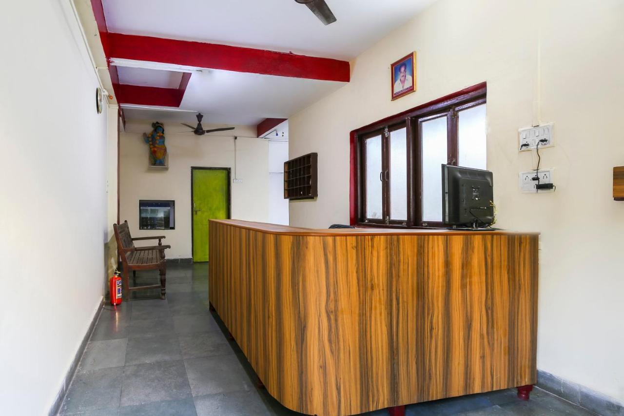 Spot On 67211 Hotel Gokul Daman Εξωτερικό φωτογραφία